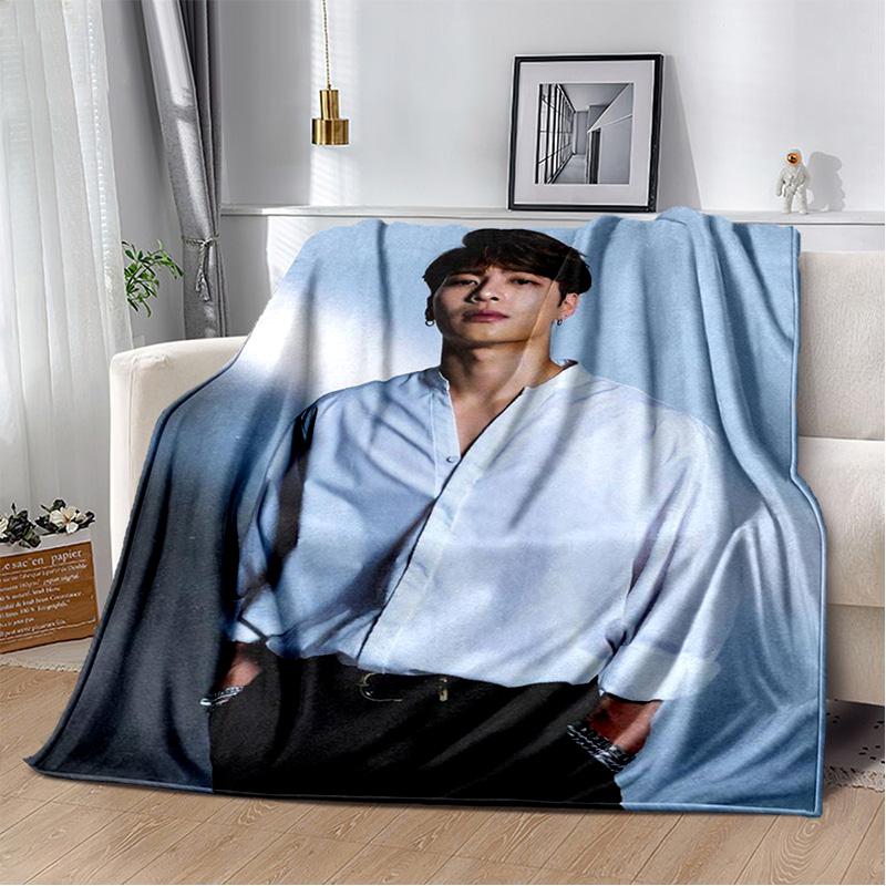 3D Jackson Wang Sångare Stjärna Mjuk Plyschfilt, Flanellfilt Kastafilt för Vardagsrum Sovrum Säng Soffa Picknick Barnpresent