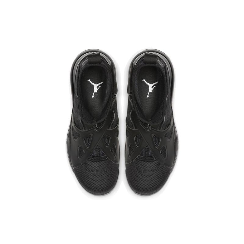 Jordan Air Latitude 720 Triple Black Women's Jordan AV5187-001