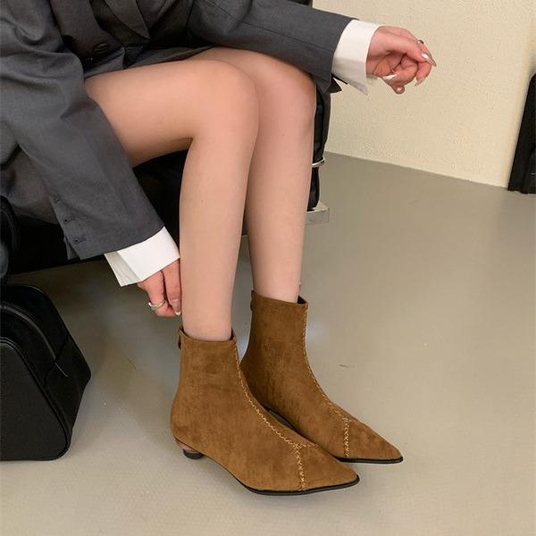 2025 autumn and winter retro short boots thin boots design sense niche thin heel high heel boots French women's boots