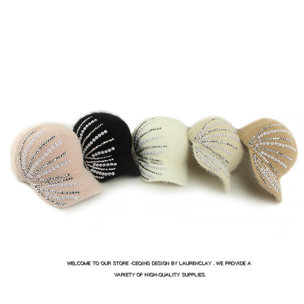 Handgemachte Mütze Damen Herbst Winter Perle Warm Baseballkappe Imitation Kaninchenfell Diamant Strickmütze