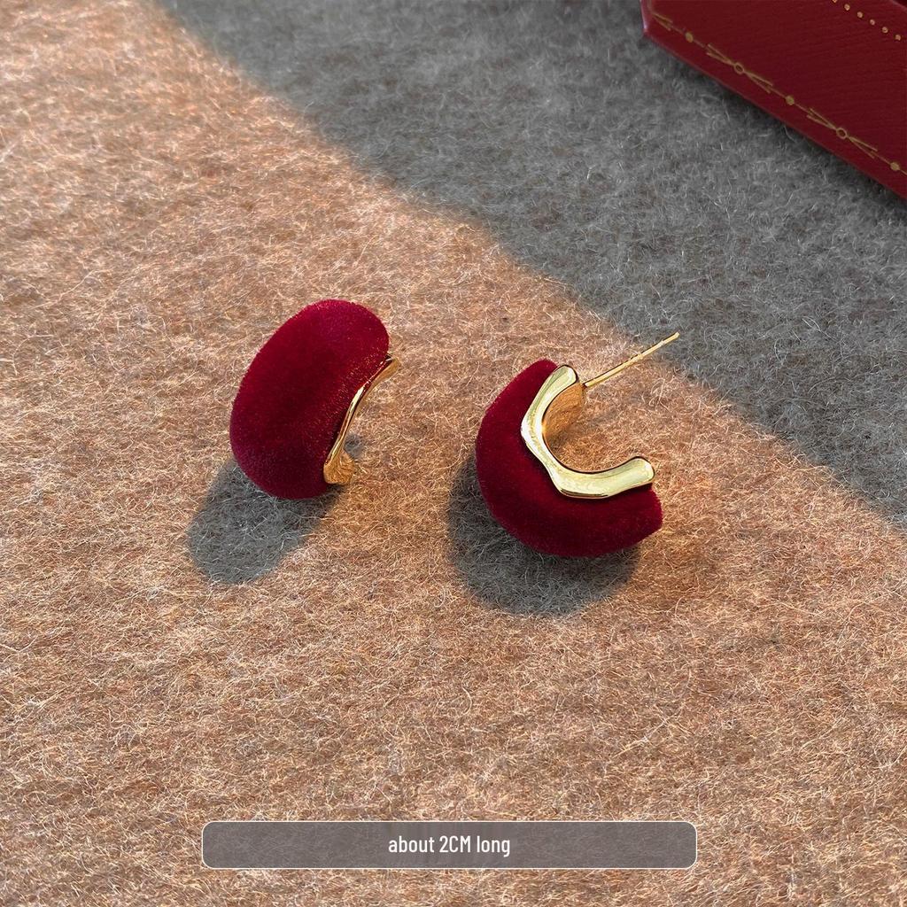 Ankela Red Retro Hong Kong-Style Stud Earrings for Women - Autumn/Winter Light Luxury French-Inspired Unique Ear Ornaments.