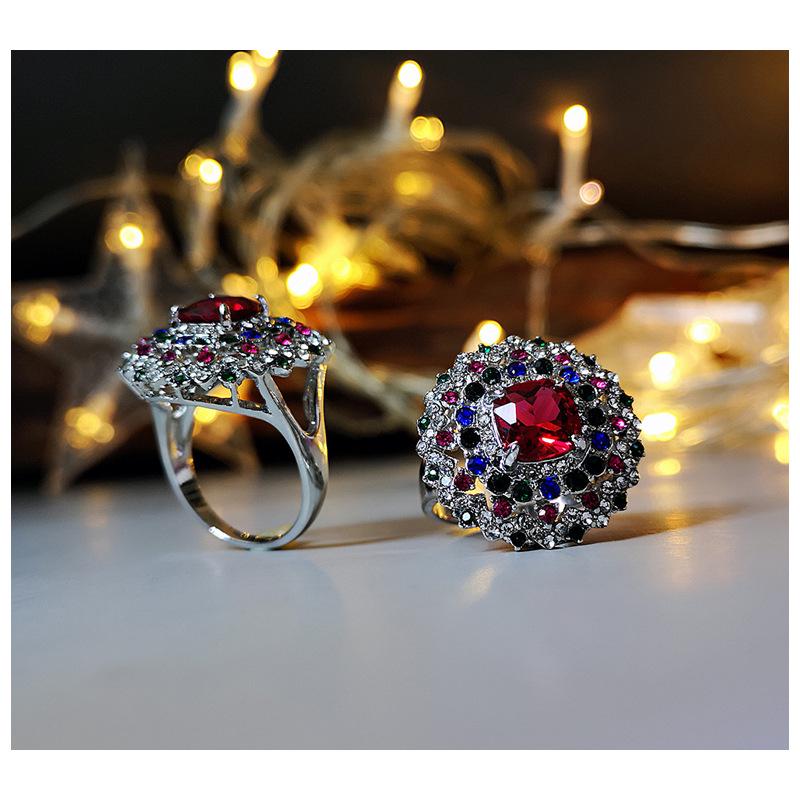 Rongyu Fashion Sparkling Red Corundum & Diamond Ring - Christmas Wedding Edition