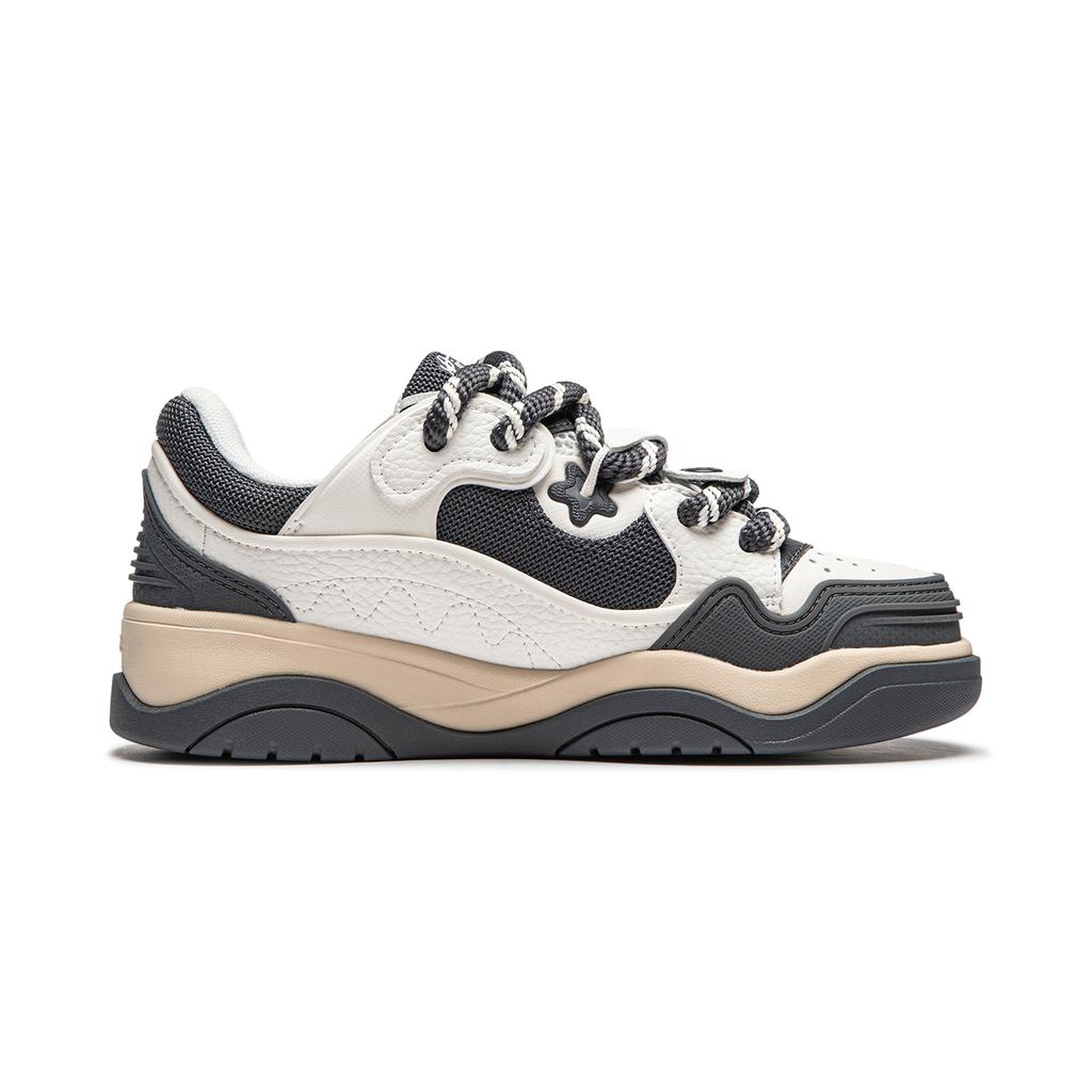 Li Ning Journey 2.0 Thick Sole Boosting Sneakers Women Sneakers White Black AGCU092-7