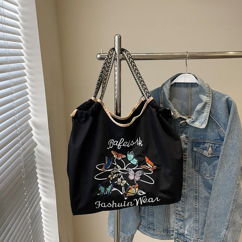 Travel bag Embroidery women's bag Shoulder bag Nylon bag Waterproof tote bag Internet celebrity nylon bag Handheld messenger bag