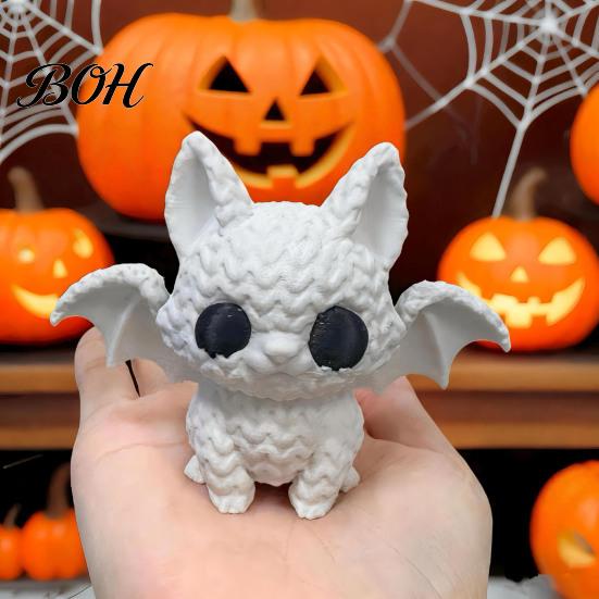 Bat Cat Ornament Festive Halloween Ornament, Knitted Texture Design Figure, Childlike Style Decor Mini Size Sculpture for Party Desk Shelf White