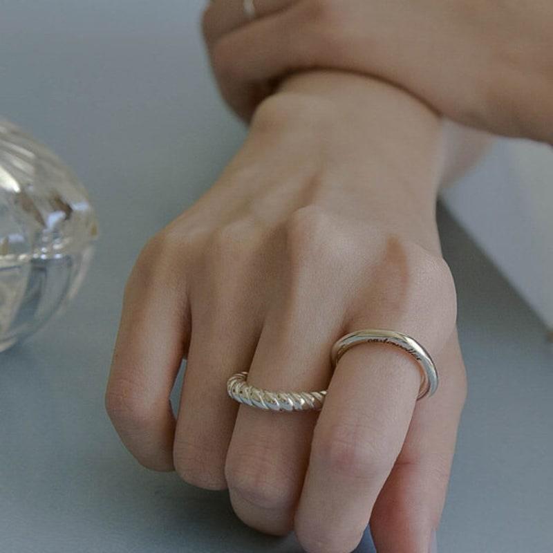 Retro finger Story_SR51 (Engraving)