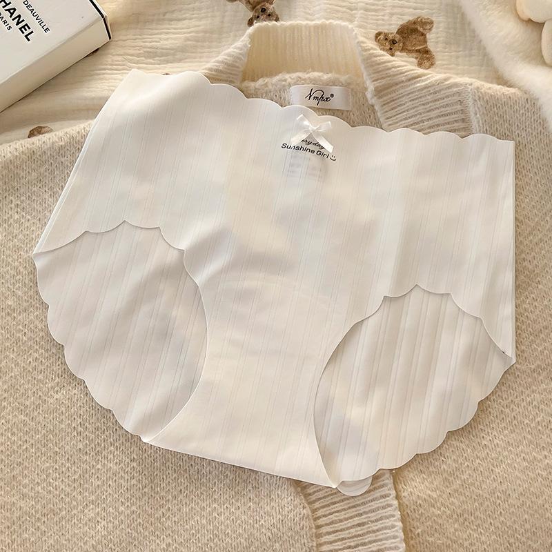 Women Mid Waist Seamless Antibacterial Ice Silk Panties With Pure Cotton Crotch