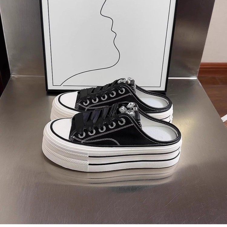 Lazy people pedal rhinestone white shoes Baotou half-drag women's shoes, wearing soft leather thick-soled heightening biscuit shoes outside summer