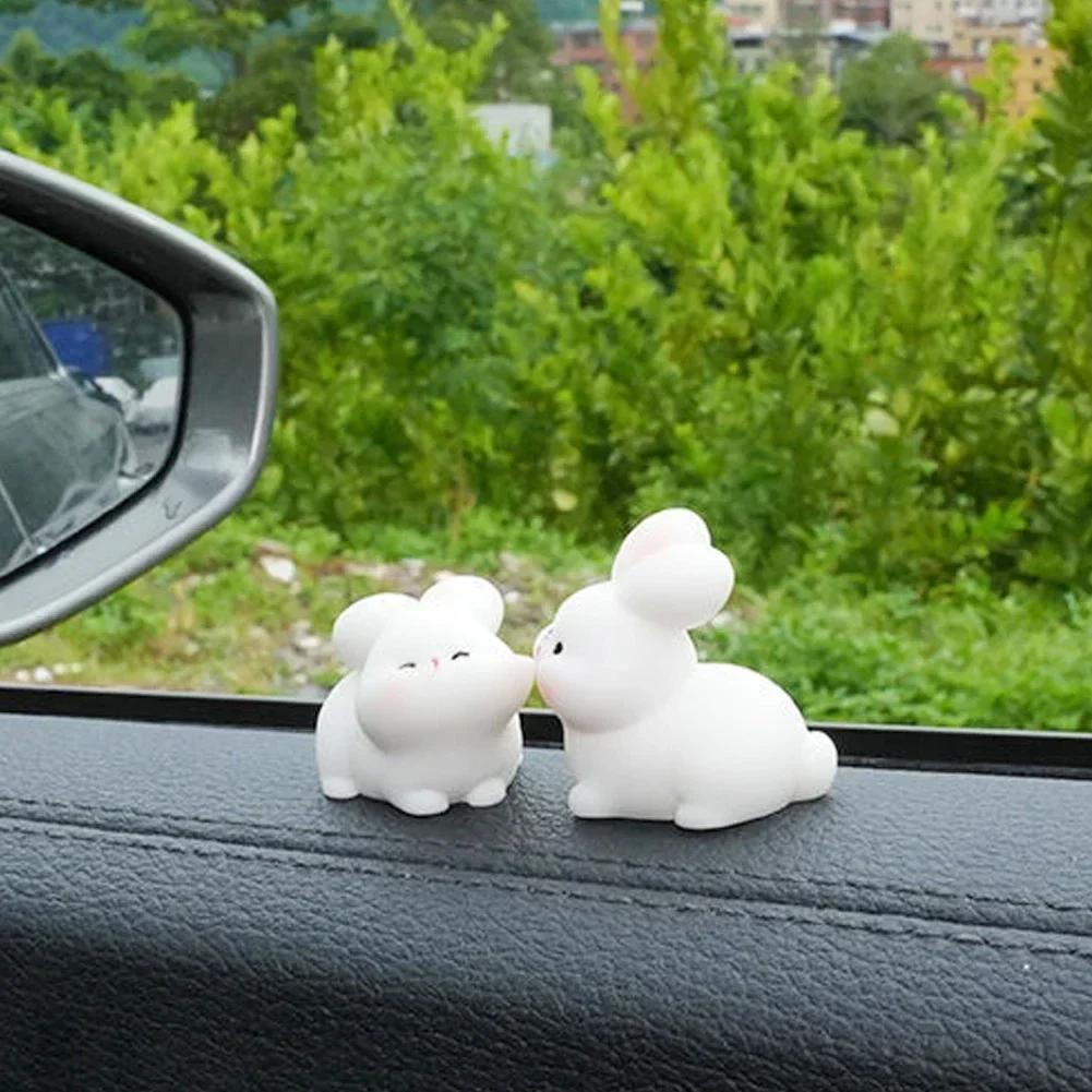 2Pcs Cute Car Ornaments For Car Center Console Screens, Rearview Mirrors Couple Animal Kissing Car Interior Decoration Amagi
