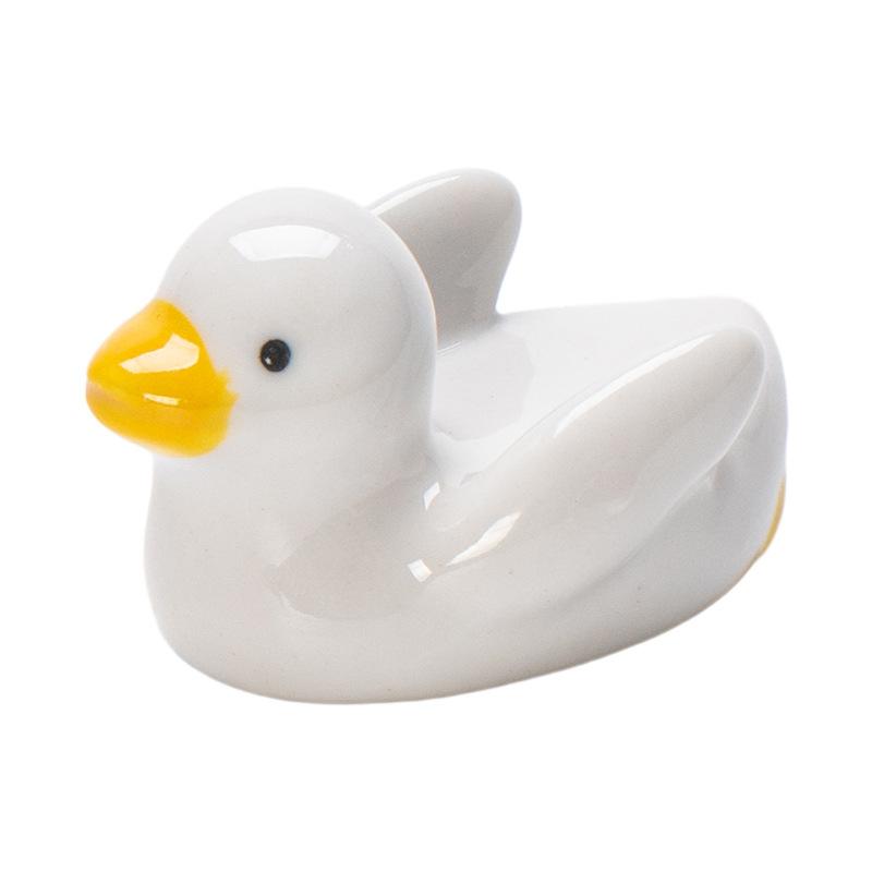 Japanese Style Animals Cute Kapibala Flying Duck Ceramic Chopstick Holder Tableware Rack Living Room Dining Table Decoration