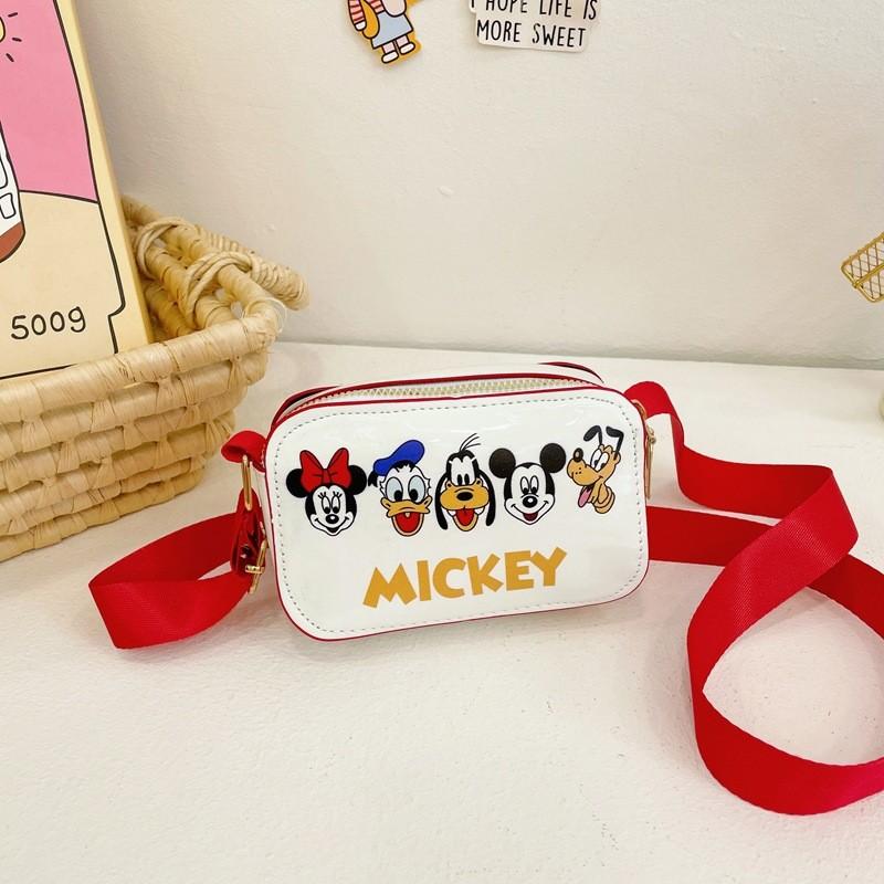 

Pattern Cartoon Animal Kids Purse With Breathable Waterproof Bag Phone Family