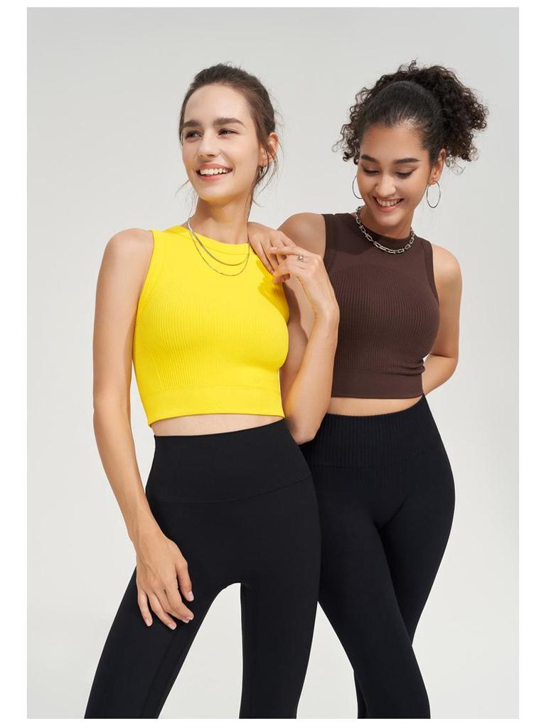 Sömlös Stötdämpande Tränings- och Yogatopp med Integrerad Kupa - 2025 Kollektion