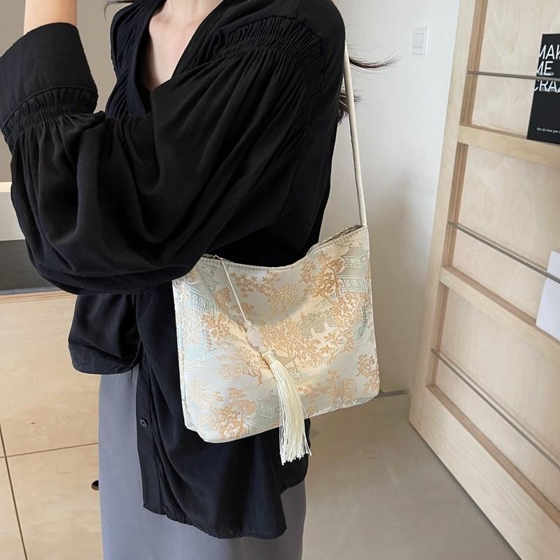 Stylish Casual Bucket Shoulder Bag Modern Chinese Design With Spacious Interior For Women