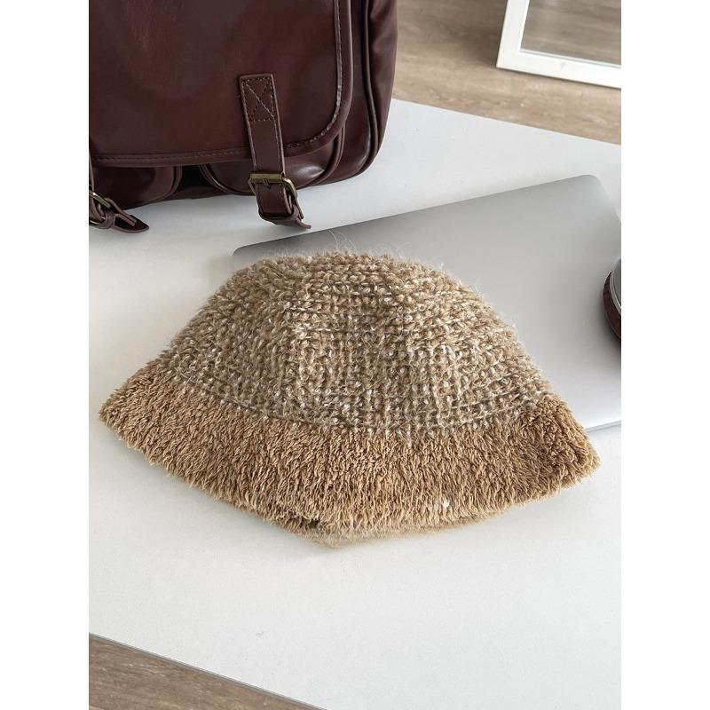 

Solid Color Autumn and Winter Personalized Brushed Feeling Plush Wool Knitted Fisherman s Hat Women s Warm Ear Protection Face Small Basin Hat M（56-58cm）