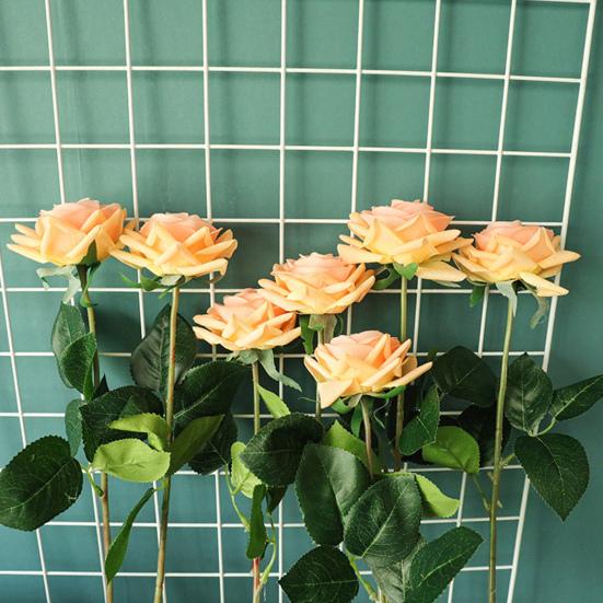 Fuktig Overflate Grønne Blader Faldsøm Imiterte Rose Bryllup Dekorative Planter Brude Kunstige