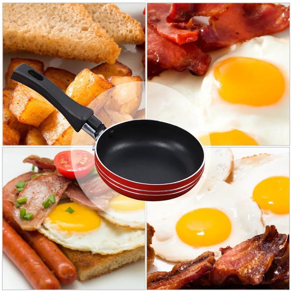 16cm Non Stick Frying Pan Mini Frying Pan Suitable for Fried Eggs Pancakes and Omelets Easy To Clean Random Colors 1 Piece