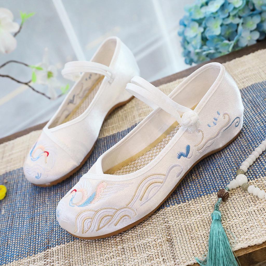 Xianlu, a New Product In Summer, Han Elements, Mercerized Satin, Retro Cheongsam, Ancient Dress Shoes, Hanfu Shoes, Women's Single Shoes.