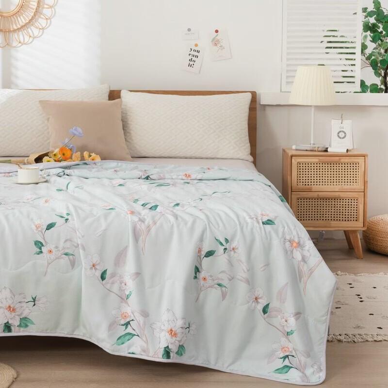 Dohia Midsummer Light Year Skin-Friendly Summer Quilt