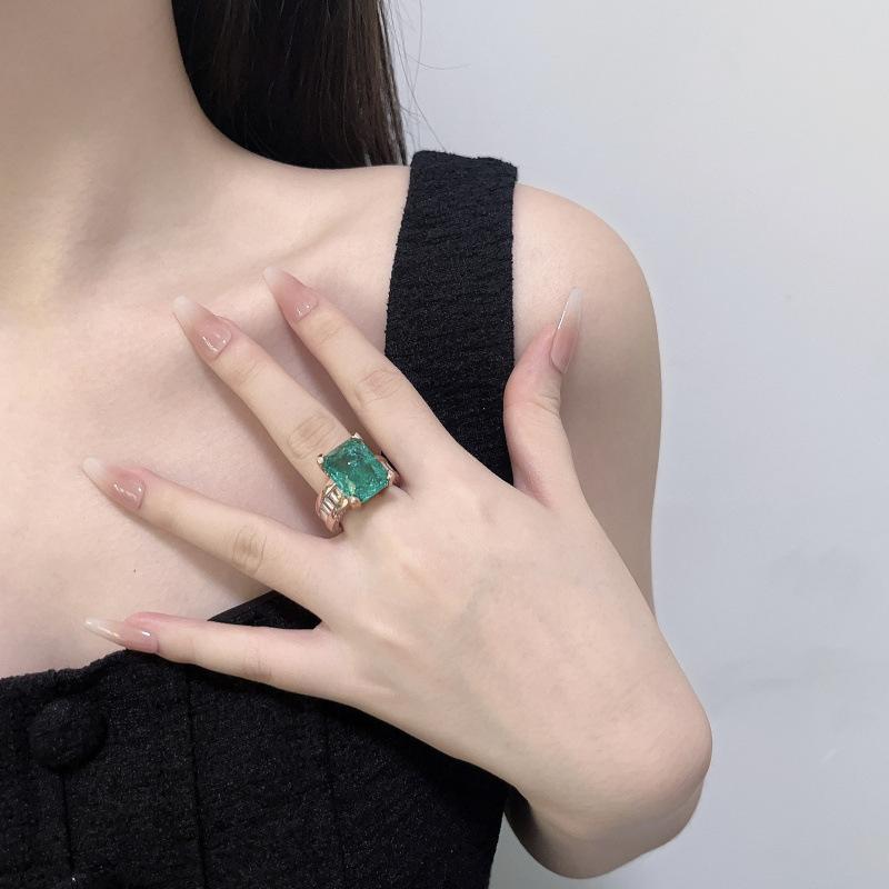 

Ring Colored Treasure Geometric K Gold Ring Colored Treasure Women S Jewelry High-End Jewelry No. 10