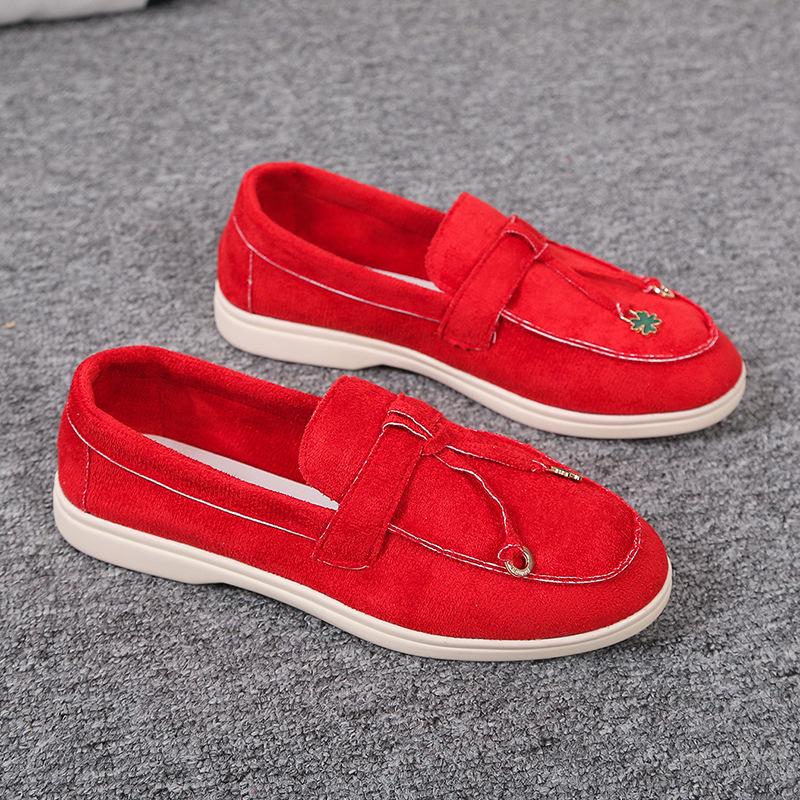 Foreign Trade 2025 Large Size Women's Shoes 43 Soft-soled Loafers Flat-soled Casual Doudou Shoes One-pedal Lazy Women's Shoes