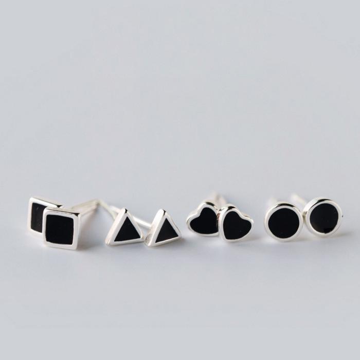 925 Sterling Silver Anti-Allergic Heart Stud Earrings for Men & Women - Simple Korean Style Black Cartilage Earrings