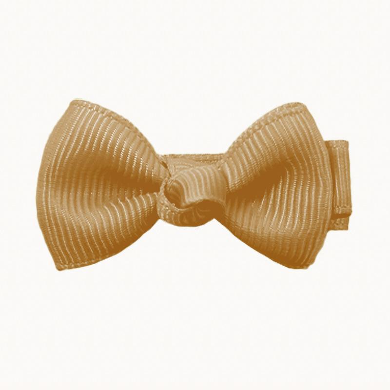 

Заколка для волос детская с рифленым бантом «Твист на талии» – Милый детский головной убор ручной работы