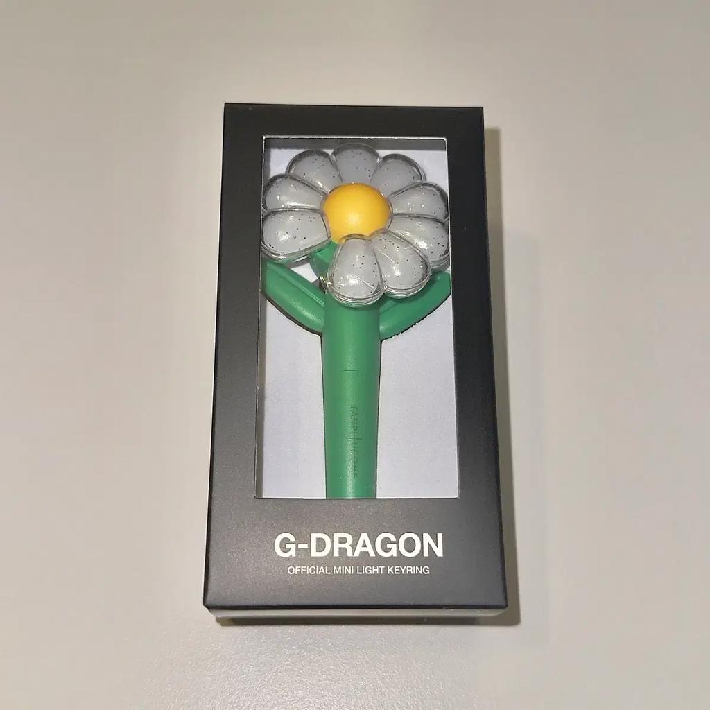 G-DRAGON (Unopened) G-Dragon Mini Light-Up Cheering Stick Keyring Green MD