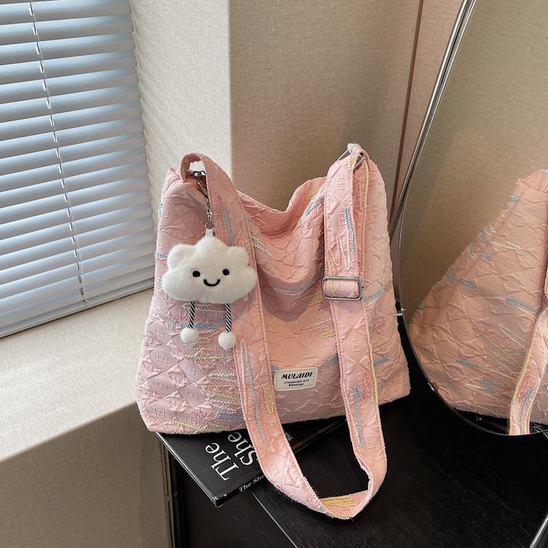 

Модный тренд повседневная простая сумка большой вместимости женская личность 2025 лето новая сумка через плечо иностранная сумка-тоут Without pendant розовый