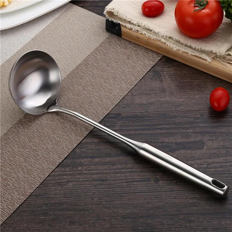 Kitchen Cooking Stainless Steel Spatula, Soup Spoon, Large Colander, Scooped Hollow Handle Cooking Shovel, 1Pc