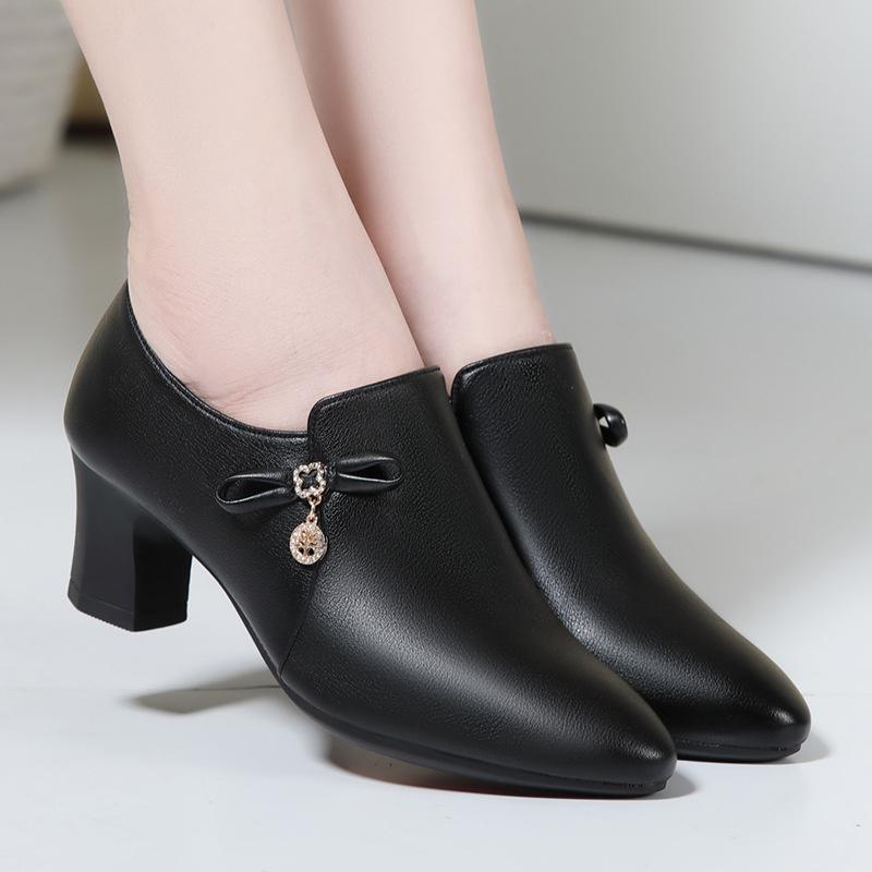 Autumn Comfortable Fashion Deep Mouth Soft Leather Shoes Women's Platform Pumps Office Fall Med Block Heels Shoes