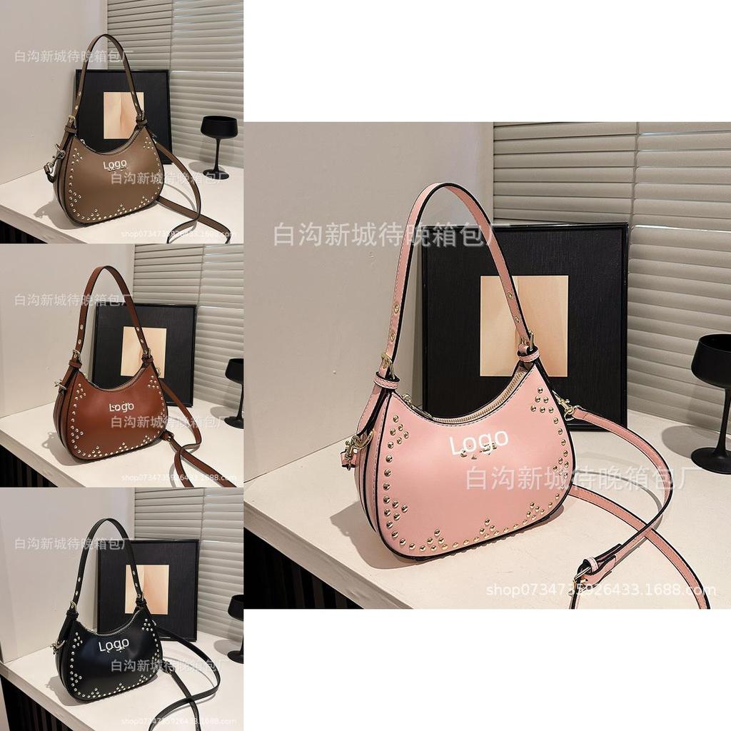Women Pu Shoulder Bag With Minimalist Style And Internal Phone Pocket For Casual Outings
