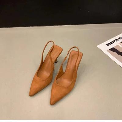 Moodsad Mugavad Jalanõud Naistele 2024 Sandaalid Läbipaistvad Kontsad Sobivad Naistele Beež Uus Mood Kõrge Must Retro Tüdrukute Madalad Kinnised Suvi Terava Otsaga