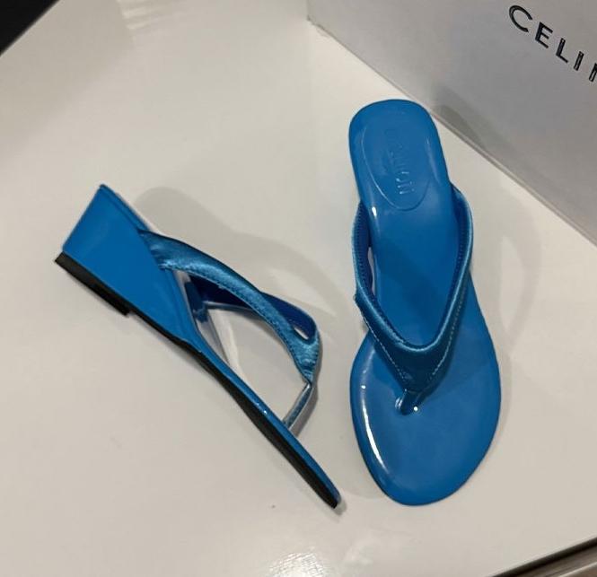 2025 Summer New Brand Women Slipper Narrow Band Ladies Casual Slides Outdoor Dress Flat Heel Vacation Sandal