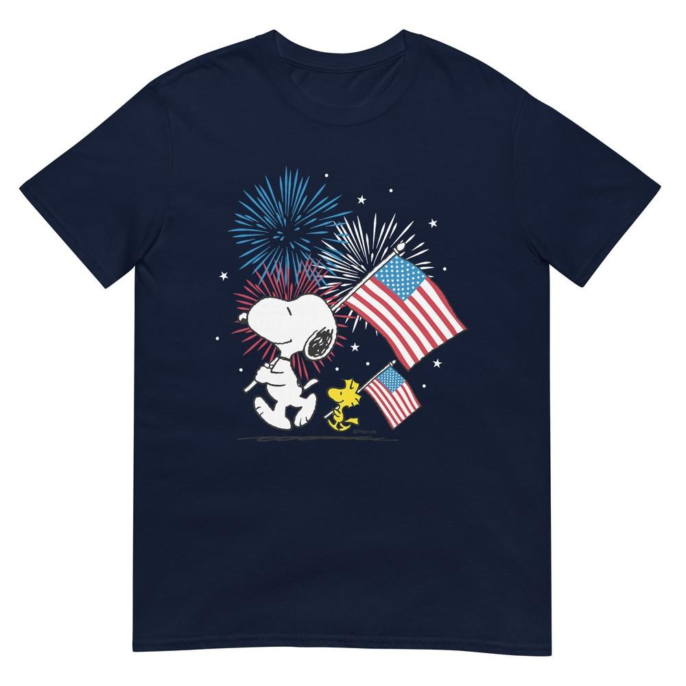 Peanuts Snoopy Woodstock American Flags Fireworks Tshirt S