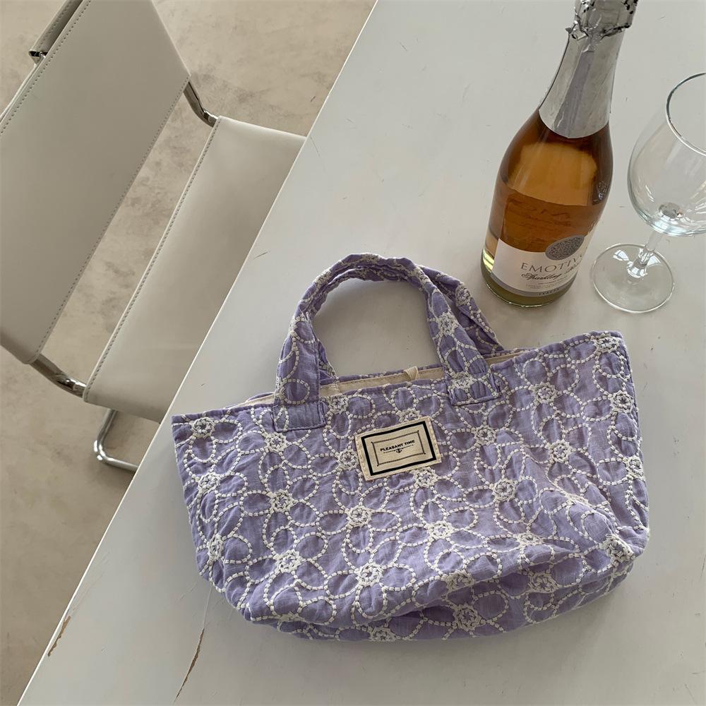 

1 Daisy embroidery floral handbag to work, large-capacity handbag, bento bag, sundries finishing bag