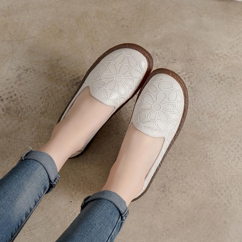 Women's Lightweight Round Toe Flats Slip On Flat Ballet Shoes for Women Casual Faux Leather Loafer Dressy Shoes Soft Driving Shoes Walking Loafers