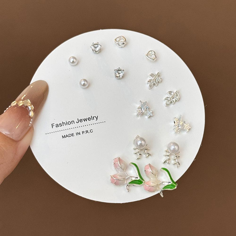 Korean Version of Niche One-week Stud Earrings Set Ins Cute and Small Alloy Electroplating Temperament Point Diamond Earrings