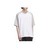 adidas Camiseta Unisex de Cuello Redondo, Manga Corta Holgada, Bordada con Logo Color Block, Camisetas Blancas Gris Claro IT6401