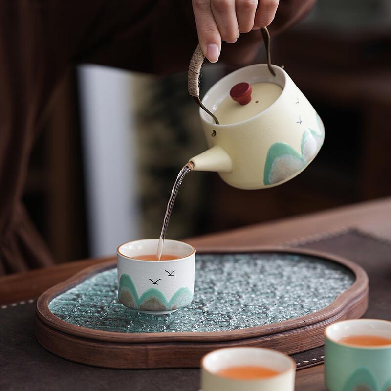 Tuoqiao Ceramic Tea Set Gift Box with Beam Pot