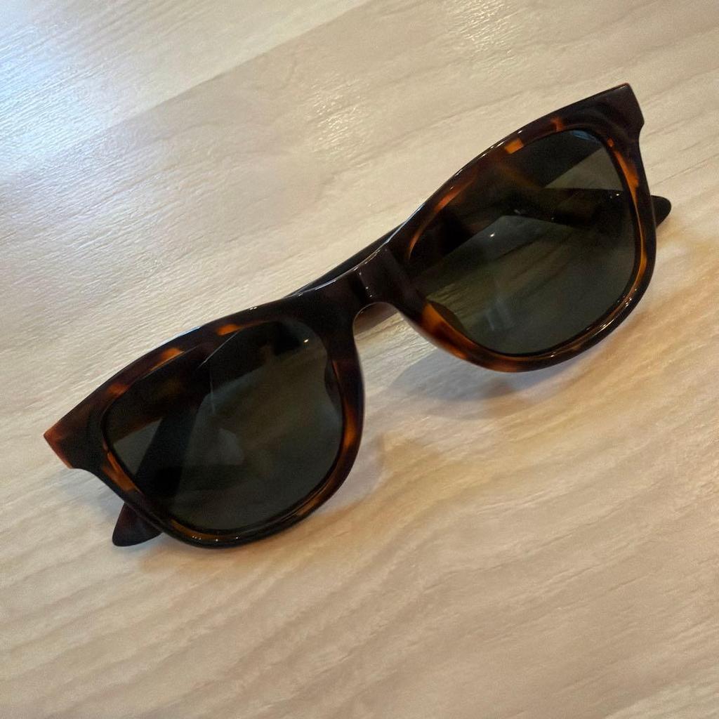 Used JINS sunglasses tortoiseshell pattern