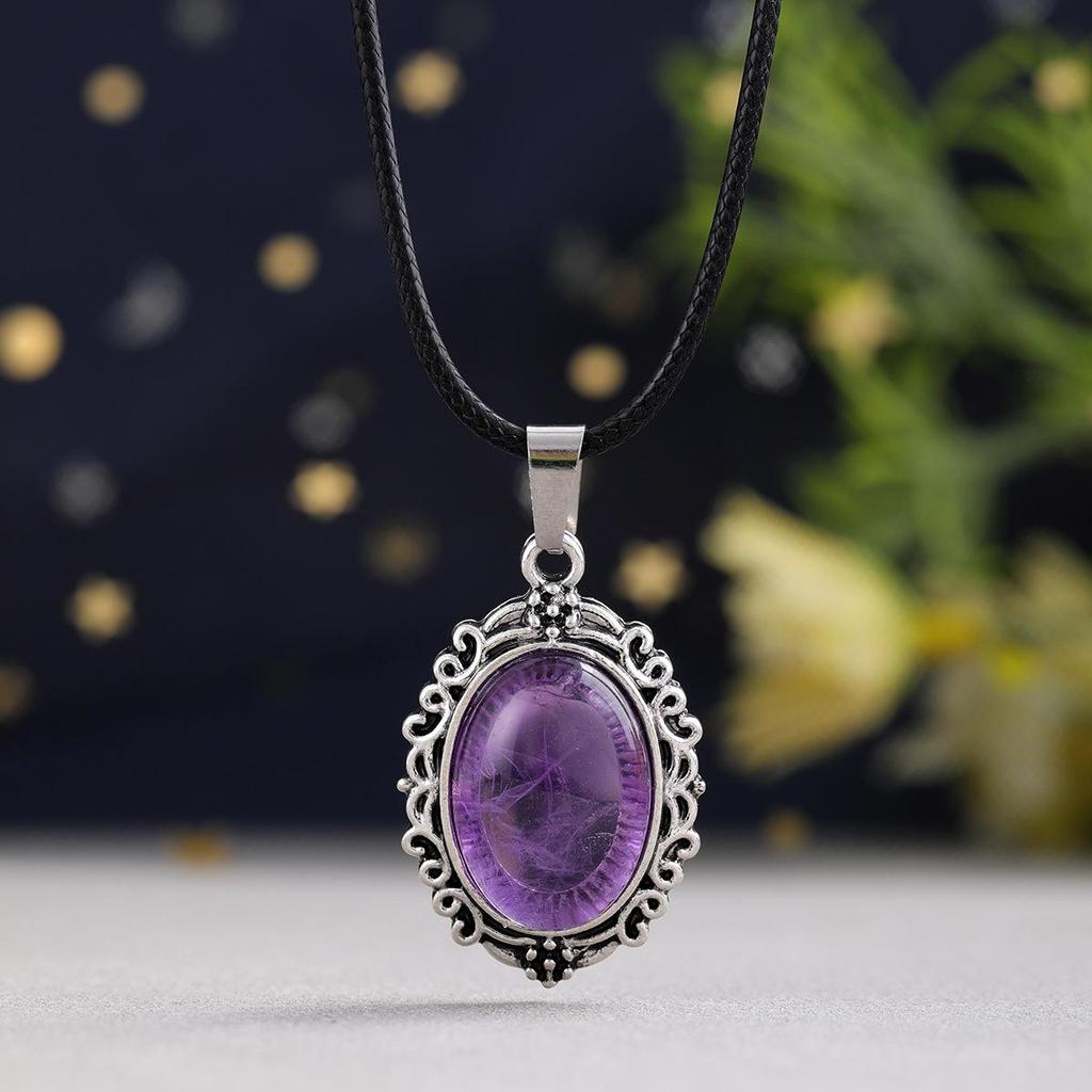 Bohemian Ethnischer Amethyst und Rosenquarz Ovaler Spitzenanhänger