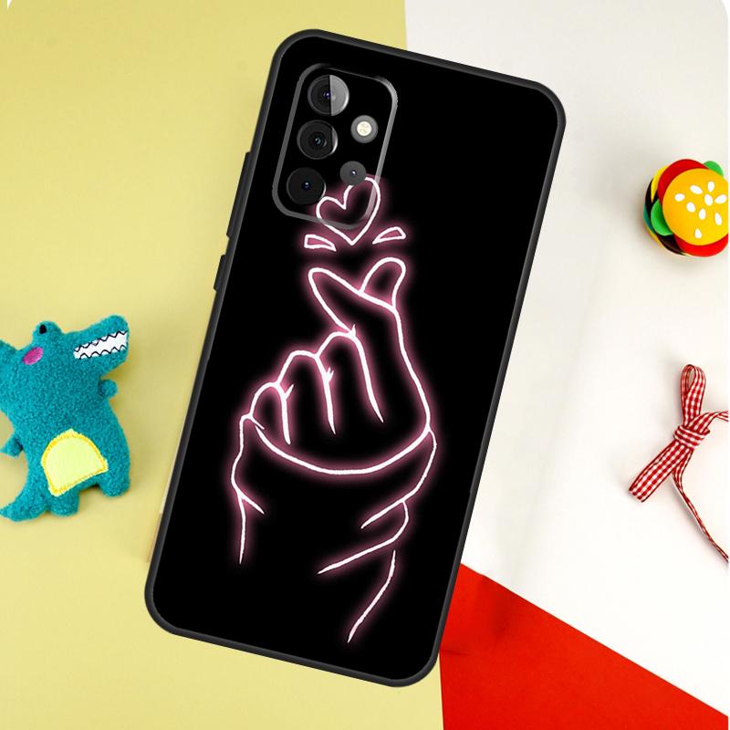 Kpop Finger Heart For Samsung Galaxy A05 A06 A16 A54 A34 A14 A55 A35 A15 A53 A33 A13 A22 A32 A52 Phone Case