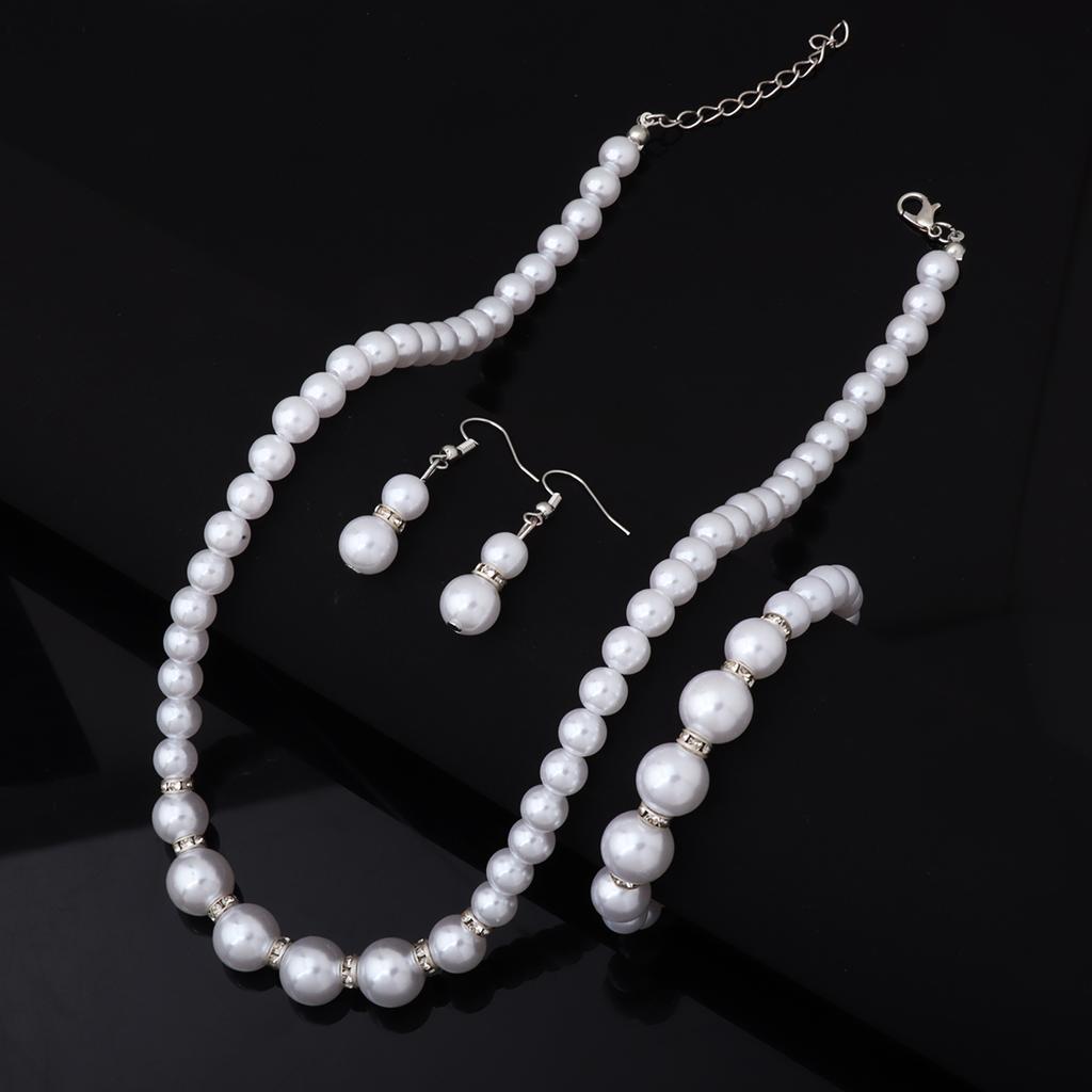 3Pcs Women's Pearl Jewelry Set Simulated Pearls Fashion Simplicity Girl Versatile Earrings Necklaces Bracelets Jewelry Set