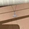 Elegant Fan-Shaped Pendant Necklace: Shiny, Fresh, Unique Clavicle Chain for Women – Versatile and High-End Accessory.
