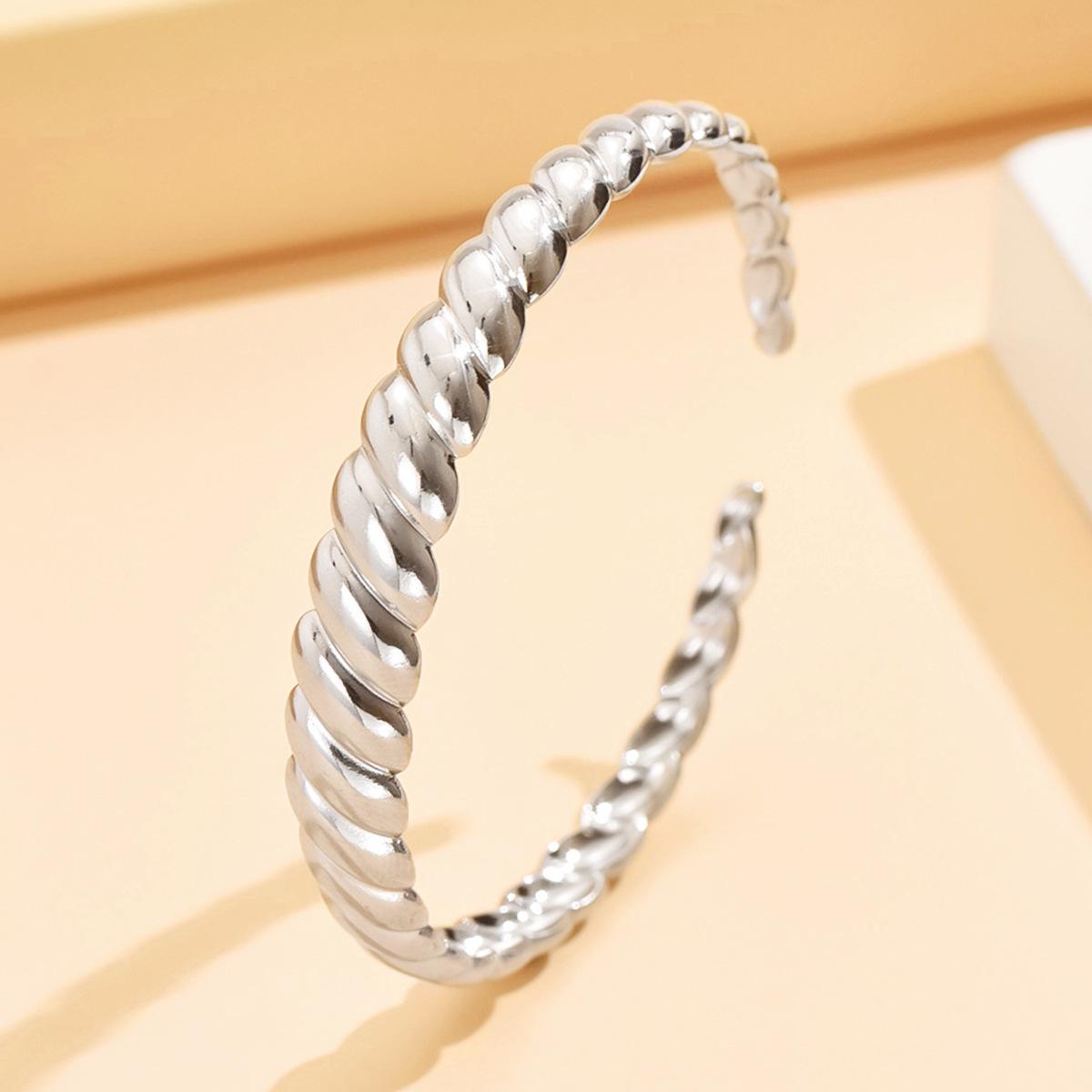 18K Gold Vacuum-Plated Twisted Cable Knit Open Cuff Bangle for Women