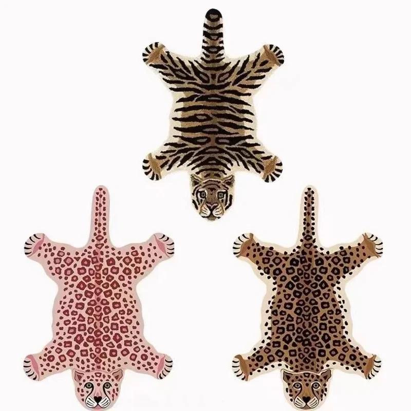 Imitation cashmere carpet Upgraded Material Creative Rug Living Cute Animal Room Bedroom Bathroom Non-slip Carpet Rug Mat