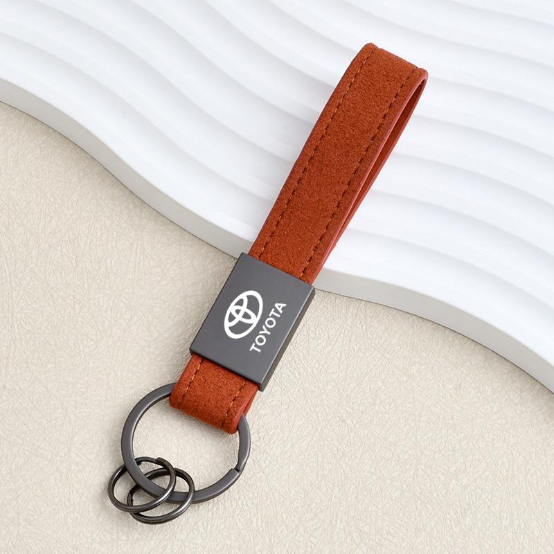 

Leather Metal Luxury Car Keychain For Toyota Rav4 Prado Corolla CHR Avalon Highlander Tacoma Hilux Avensis Camry Land Cruiser