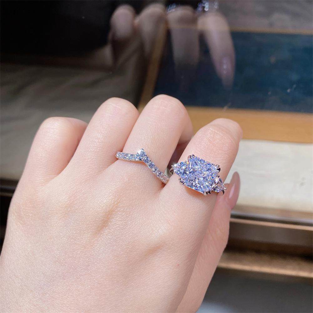Elegant S925 Sterling Silver Zircon Ring for Women - European and American Style High Carbon Diamond Design