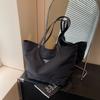 Large-capacity casual tote bag women's new autumn and winter versatile fashion simple shoulder underarm commuter bag