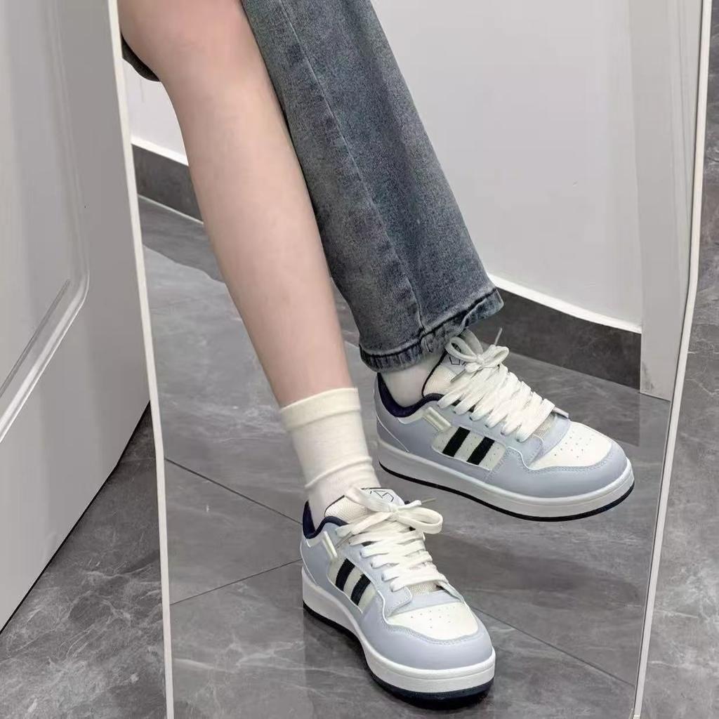 Brot Schuhe Hongkong Stil Nischendesign Board Schuhe Damen ins Tide 2025 Herbst neu Internet-Berühmtheit vielseitig lässig weiße Schuhe